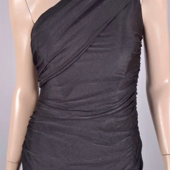 La Femme One-Shoulder Shiny Jersey Gown - Picture 3 of 3
